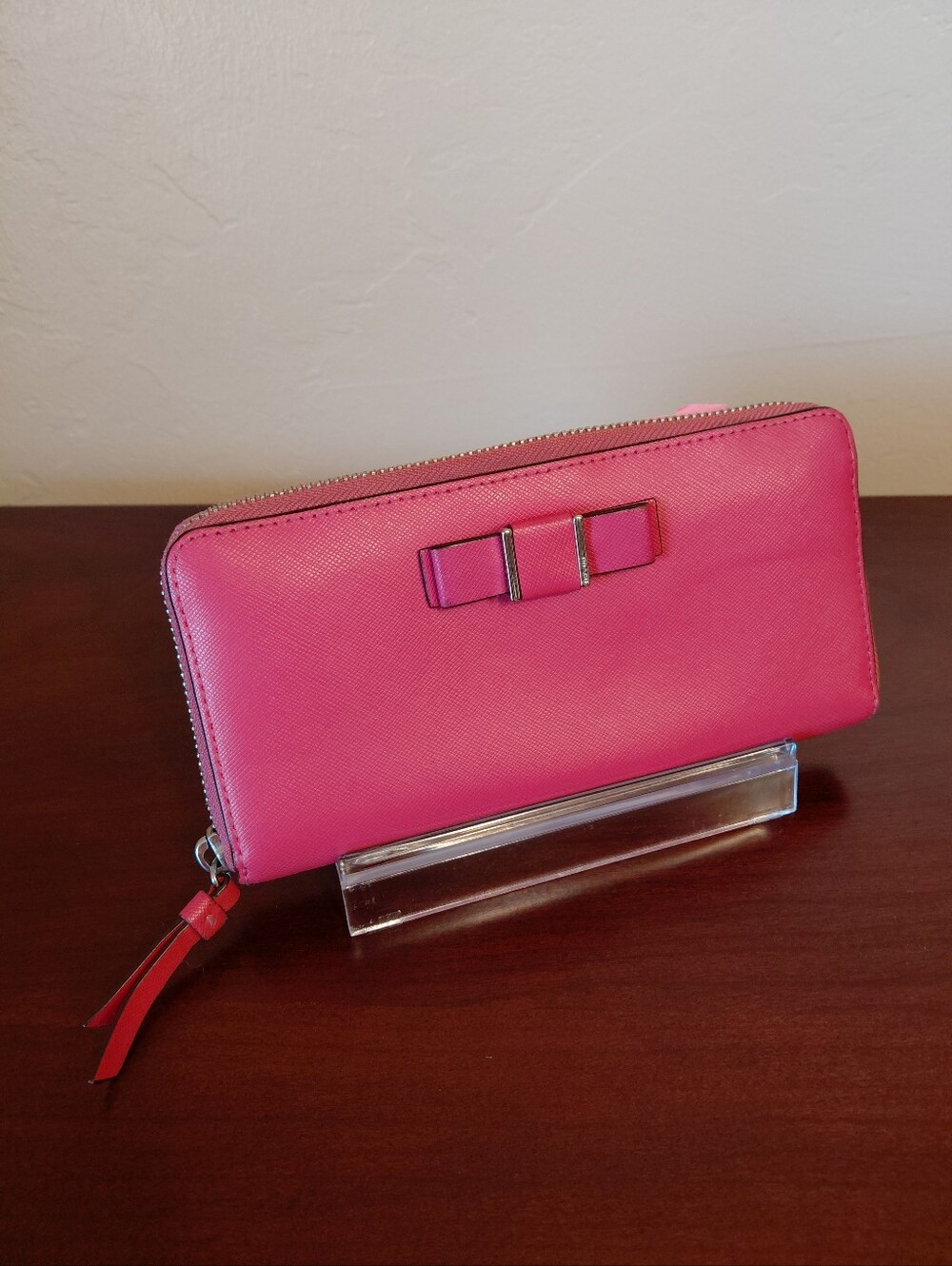 Coach Darcy Bow Accordion Pink Zip Around Wallet